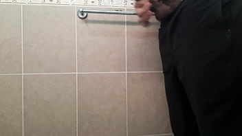 Preview 1 of Xxx Nepol Photo - Antes de ver a mi ex suegra que est&aacute_ bien buena