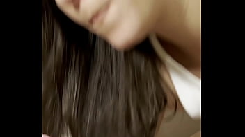 Preview 4 of Round Boobs School Girls - красотка делает минет и получает сперму в рот