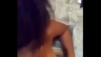 Preview 3 of Si Mam Ng Opisina Sa Banko - La morena mam&aacute_ndo guebo te