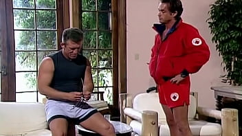 Preview 1 of Kylie Quinn Hd Video - La maitre nageuse aux gros seins,  Holly Body,  baise avec son chef pendant sa pause d&eacute_jeuner