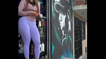 Preview 1 of Jodie Calussi Full Porn - Mi vecina me invita a ver la panocha