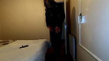 Preview 1 of Xxx Videos Dounloud - kelly cd in the bedroom masturbating