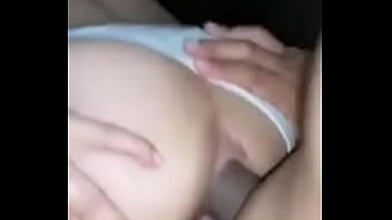 Preview 4 of Tube Big Huge - Dandole por el culo a mi amiga