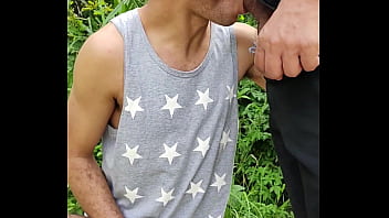 Preview 1 of 3xxx 2017 New Video - Novinho perdeu aposta e mamou macho super dotado no meio do mato