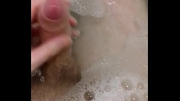 Preview 2 of Xxxlisa Ann - Fun in bath starring me