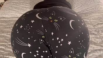 Preview 3 of Server Fuck Mom - Huge Booty Wedgie Slapping And Clapping MILF