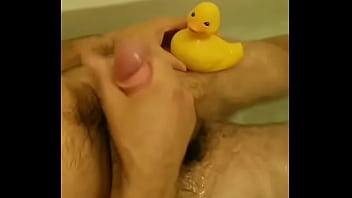 Preview 3 of Seachrub It - Bathtub jerk off