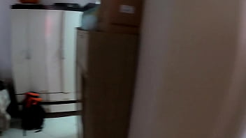 Preview 3 of Gay Wank Moan - Cabe&ccedil_a branca fica olhando de longe. Casa do dono da lancha