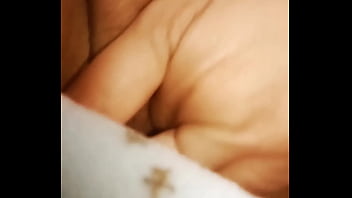 Preview 3 of Young Daughter Squirting - Deditos ricos en mi vagina