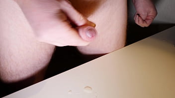 Preview 1 of Sex Kerajaan Cina - Precum and cumshot