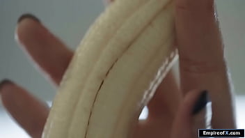 Preview 1 of Mulher Melo - A guy licks and fucks hairy girlfriend