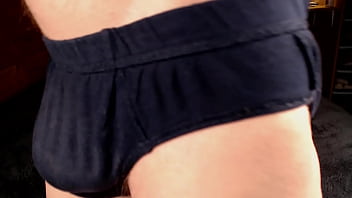 Preview 1 of Kamila Warneck - Condom wank with creamy cum shot close up by A55B4Nd1t