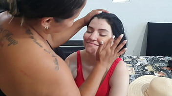 Preview 1 of Chaild Chanes - Caiu na net !!! Novinha gulosa na balada de swing desi .  branca de neve atriz