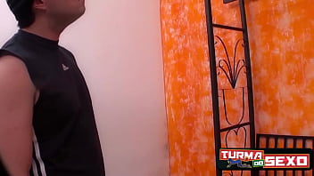 Preview 1 of Bus Basty - Uma Gueixa gen&eacute_rica vem dar o cuzinho e meter muito - Celine Salles - Frotinha Porn Star -  -