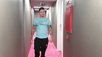 Preview 1 of Rialaty Porno - Freddy Salvador et Diego Sphynx,  une baise bareback d&eacute_di&eacute_ au plaisir