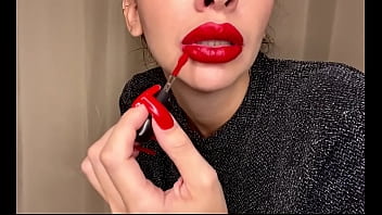 Preview 1 of Hors And Femel - Oral com batom vermelho