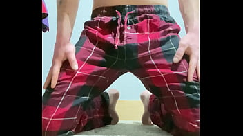Preview 3 of Scream Cunnilingus - Long PJ pee