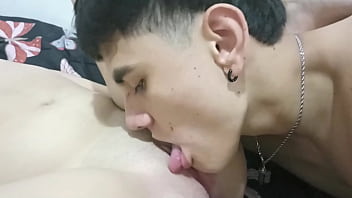 Preview 2 of Selpen Xxx Mom San Video - Mi timida hermanastra se graba modelando en pantis para su mejor amigo y me la cojo rico a cambio de no decirle a mis padrastros.