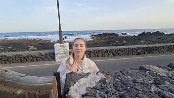 Preview 1 of Laura G Porno - A new acquaintance ended with sex in a public place
