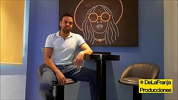 Preview 4 of Trans Sm Soft - Entrevista al Actor Porno  Mexicano Robb Trejo