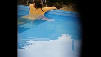 Preview 3 of Solo Mifl - Boso sa pool kay tisay