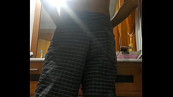 Preview 1 of Sarabi Sex - Lionel Hearts with his plug in the ass