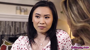 Preview 2 of Granny Fato - Kimmy show the woman of the house a  little love