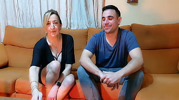 Preview 2 of Inada Sex - Un Desconocido Delante de mi MARIDO me FOLL&Oacute_ eyaculando Dentro de Mi