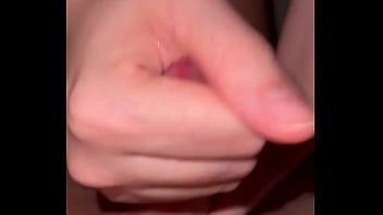 Preview 1 of Hard Discharge - Belo trato na rola com as m&atilde_os da esposa
