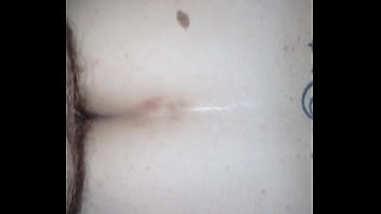 Preview 2 of Small Tinne - MOVIENDO LA COLA
