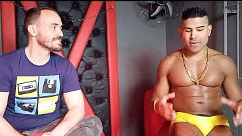 Preview 3 of Brazier S Xxx - Minotauro revela no PapoMix o que n&atilde_o pode faltar em seus filmes - Parte 4