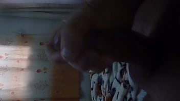 Preview 1 of Vintage Horror Porn Seventies - tirando paja a rico pingon