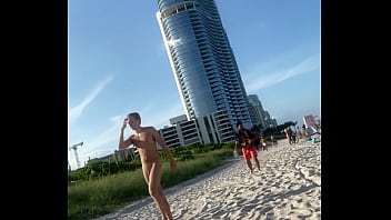 Preview 2 of Tensnow Com - beach fun