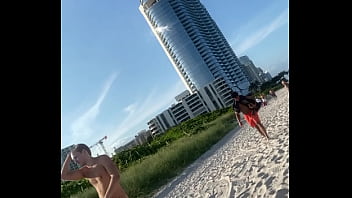 Preview 3 of Tensnow Com - beach fun