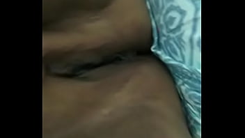 Preview 2 of Cum Mare - Coroa passando a m&atilde_o na perseguida