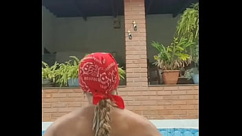 Preview 3 of 4k Tarzan - M&atilde_e com bund&atilde_o