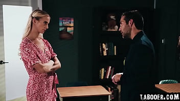 Preview 2 of Brizal Shemale - Donnie Rock ds to be friendly to get Lana Sharapova&#039_s pussy