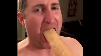 Preview 2 of Show De Anal Com Pernoca - slut exposed with toy