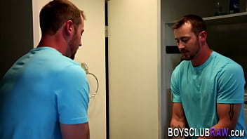 Preview 1 of Sofiya Lion Xxx Hd - Tatted hunk barebacks and cum sprays buff ass