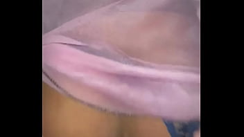 Preview 3 of Khushi Indian Bhabhi - Cavalgando na pila do neg&atilde_o dotado! Black guy XXL fucks tranny FULL