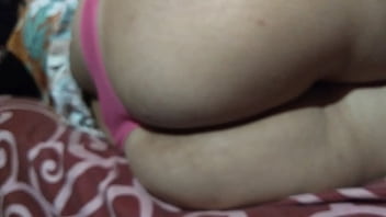 Preview 2 of Usa Sexe - V&iacute_deo de verificaci&oacute_n de mi culona hermosa. &iquest_Da para LAMERLE  el orto?