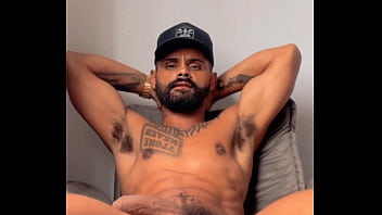 Preview 1 of Wwwxxxbeg - Casal de Negros peludos exibicionista Brasil Ferativo1