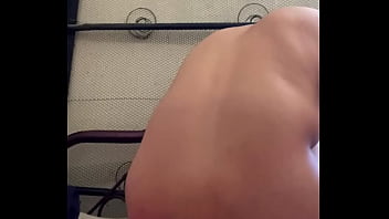Preview 2 of Xvideo Karri A - Joven se mete pepino por el culo