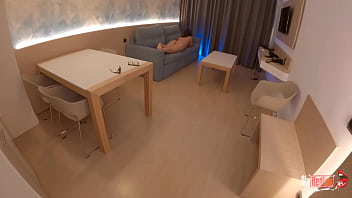 Preview 1 of Kenzie Taylor Hq - Follando a la mam&aacute_ caliente de mi amiga mientras est&aacute_ sola en casa - MILF infiel