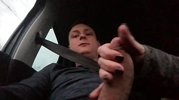 Preview 2 of Xvidio Downlod - Cute guy gets helping hand