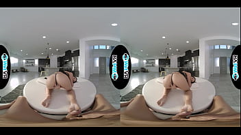 Preview 3 of Gays Potrn Videos - WETVR Full Service Maid Fucked In VR Porn