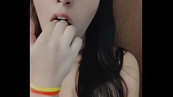 Preview 3 of Molana Sex Videos - Mexicana de Guadalajara se chupa los dedos