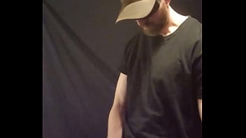 Preview 1 of Suck Sexi - gay man jerking off