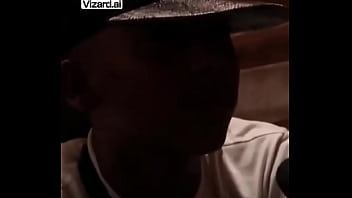 Preview 2 of Madam P - Guarapita: el trago que une a los venezolanos #venezuela #elchicletv #comparte #chiclenoticias #migracion #atrevidoypegajo...