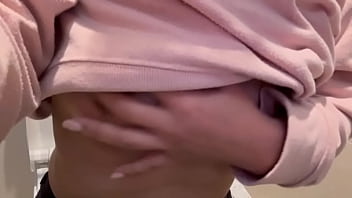 Preview 2 of Super Hot Teen Massage - 今日もデパートのト◯レでひとりえっちしてしまいました...
